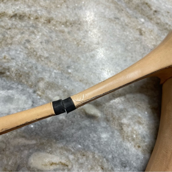 Stuart Weitzman Beige Nude Patent Leather Peep Toe Pump Women’s Size 8.5 - Picture 7 of 13